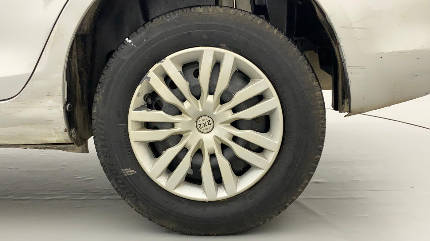 2015 Maruti Swift Dzire LDI, Diesel, Manual, 72,953 km, Left Rear Wheel
