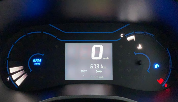 2022 Renault Kwid RXT 1.0, Petrol, Manual, 6,731 km, Odometer Image