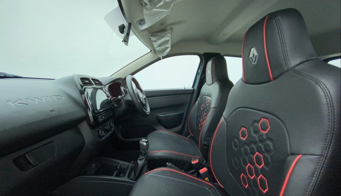 2022 Renault Kwid RXT 1.0, Petrol, Manual, 6,731 km, Right Side Front Door Cabin