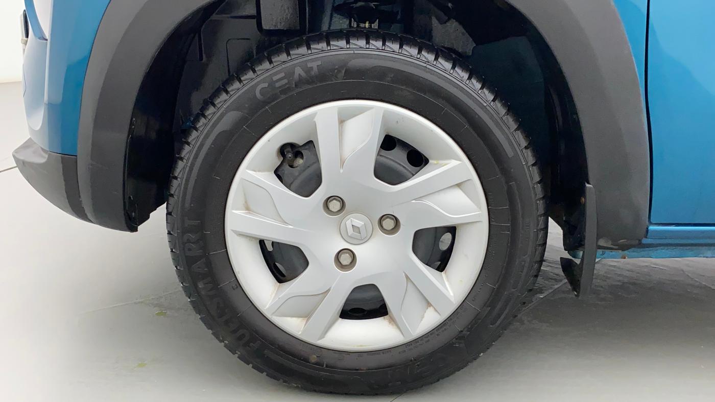 2022 Renault Kwid RXT 1.0, Petrol, Manual, 6,731 km, Left Front Wheel