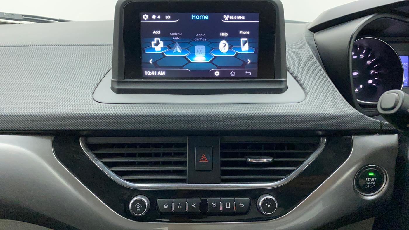 2018 Tata NEXON XZ PLUS DIESEL DUAL TONE, Diesel, Manual, 86,829 km, Infotainment System