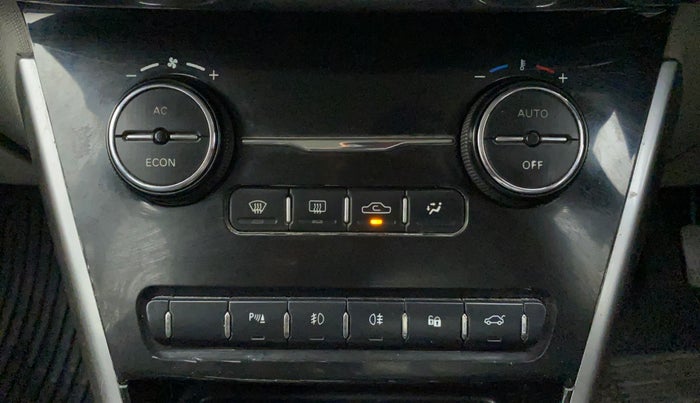 2018 Tata NEXON XZ PLUS DIESEL DUAL TONE, Diesel, Manual, 86,829 km, Automatic Climate Control