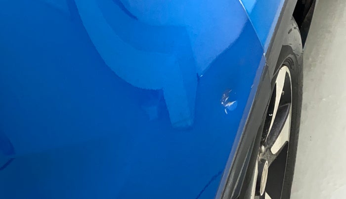 2018 Tata NEXON XZ PLUS DIESEL DUAL TONE, Diesel, Manual, 86,829 km, Rear bumper - Minor scratches
