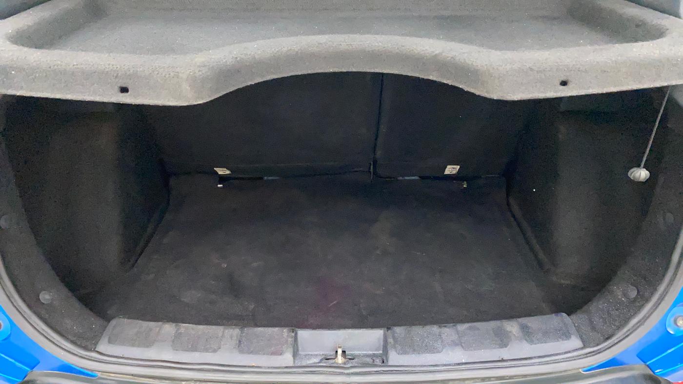 2018 Tata NEXON XZ PLUS DIESEL DUAL TONE, Diesel, Manual, 86,829 km, Boot Inside