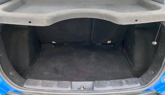 2018 Tata NEXON XZ PLUS DIESEL DUAL TONE, Diesel, Manual, 86,829 km, Boot Inside