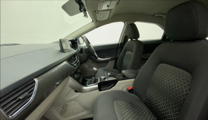 2018 Tata NEXON XZ PLUS DIESEL DUAL TONE, Diesel, Manual, 86,829 km, Right Side Front Door Cabin