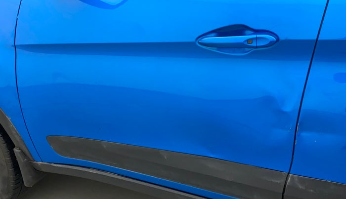2018 Tata NEXON XZ PLUS DIESEL DUAL TONE, Diesel, Manual, 86,829 km, Front passenger door - Slightly dented
