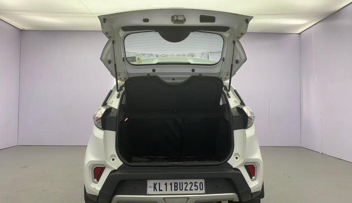 2021 Tata NEXON XZ PLUS DIESEL SUNROOF, Diesel, Manual, 64,578 km, Boot Door Open