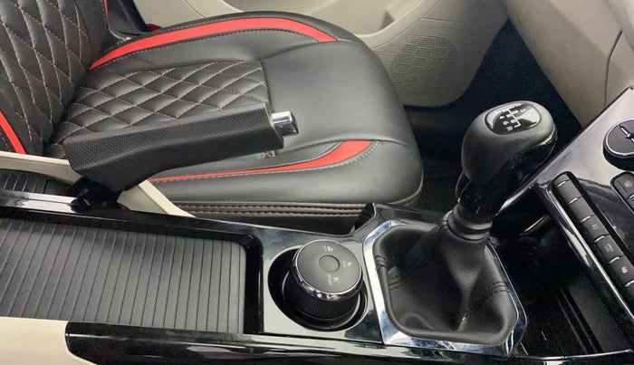 2021 Tata NEXON XZ PLUS DIESEL SUNROOF, Diesel, Manual, 64,578 km, Gear Lever