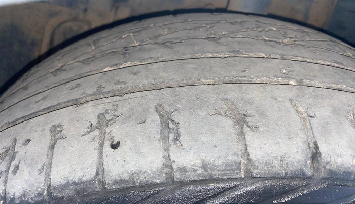 2021 Tata NEXON XZ PLUS DIESEL SUNROOF, Diesel, Manual, 64,578 km, Left Front Tyre Tread