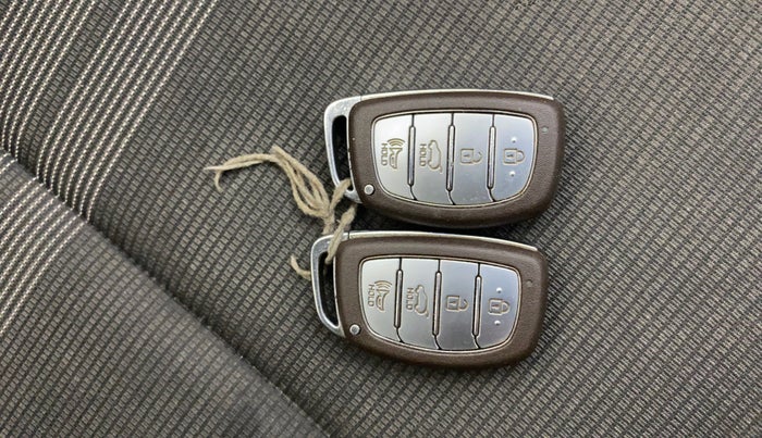 2019 Hyundai VENUE SX PLUS 1.0 TURBO DCT, Petrol, Automatic, 49,692 km, Key Close Up