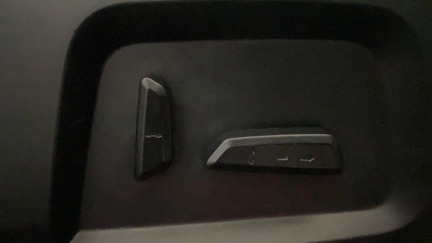 2021 Tata Safari XZ PLUS, Diesel, Manual, 68,881 km, Driver Side Adjustment Panel