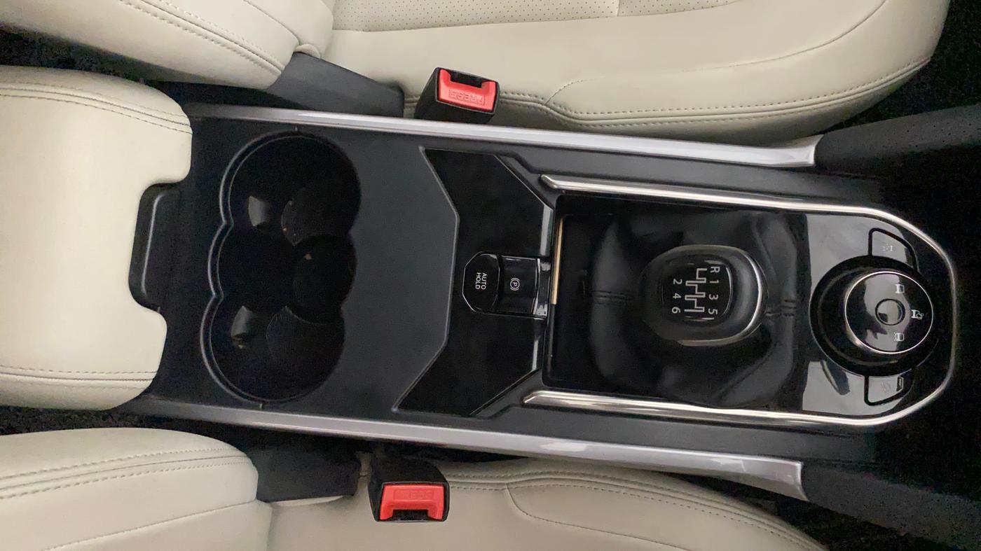 2021 Tata Safari XZ PLUS, Diesel, Manual, 68,881 km, Gear Lever