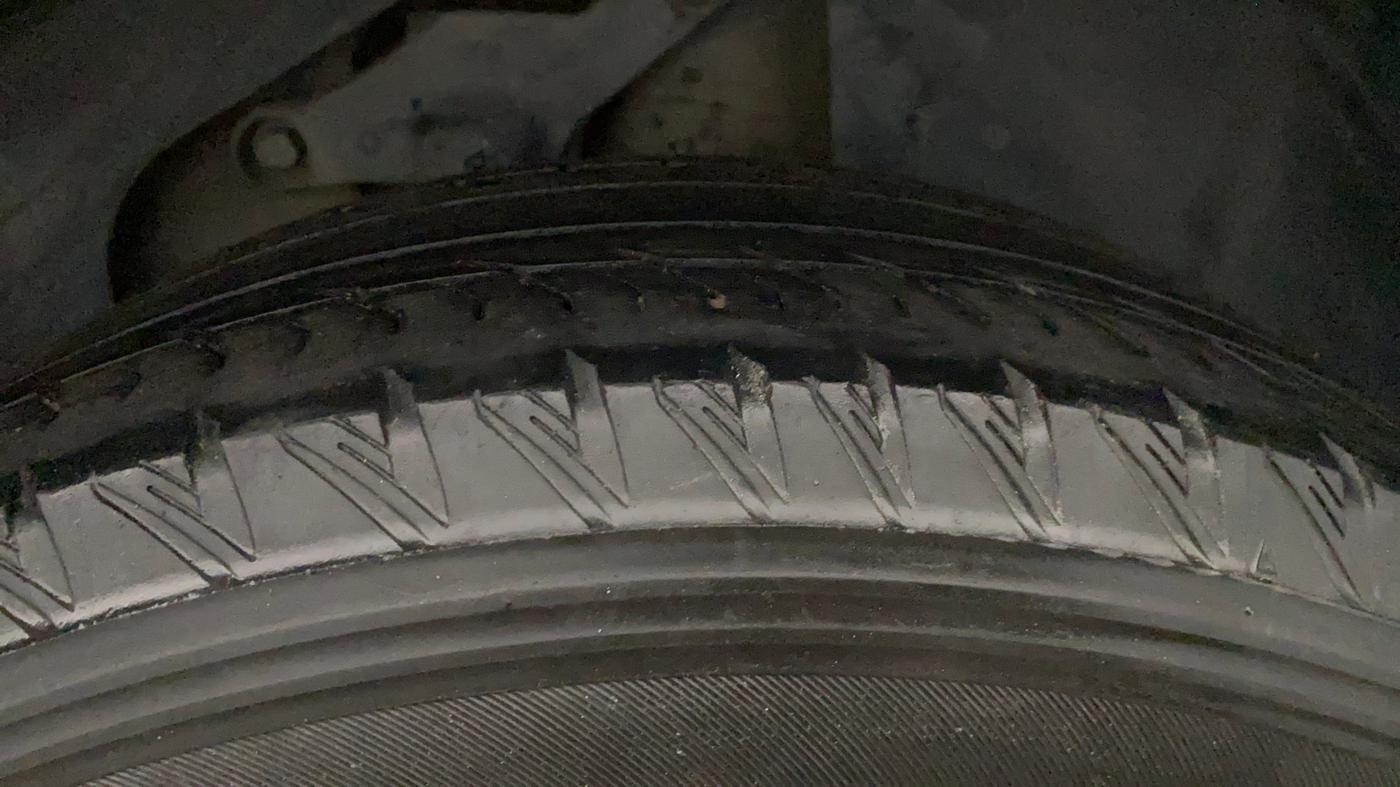 2021 Tata Safari XZ PLUS, Diesel, Manual, 68,881 km, Left Rear Tyre Tread