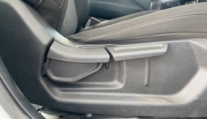 2023 Hyundai EXTER S 1.2 MT, Petrol, Manual, 1,14,810 km, Driver Side Adjustment Panel