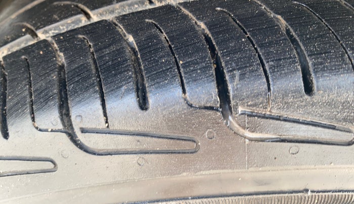 2023 Hyundai EXTER S 1.2 MT, Petrol, Manual, 1,14,810 km, Right Rear Tyre Tread