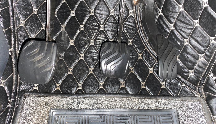 2016 Renault Kwid RXT 0.8 (O), Petrol, Manual, 94,705 km, Pedals