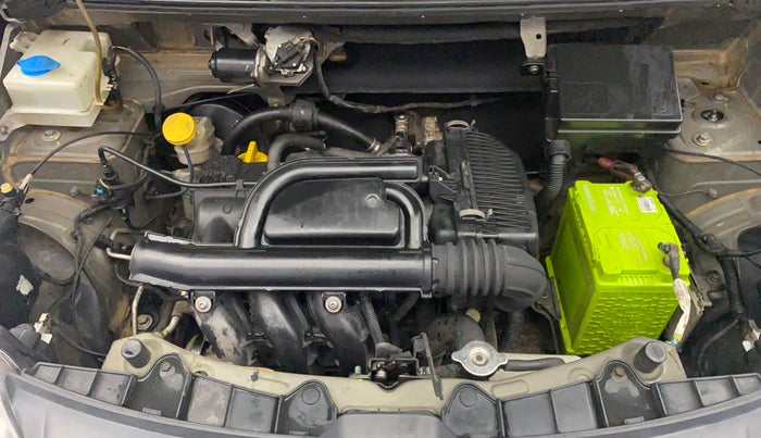 2016 Renault Kwid RXT 0.8 (O), Petrol, Manual, 94,705 km, Engine View