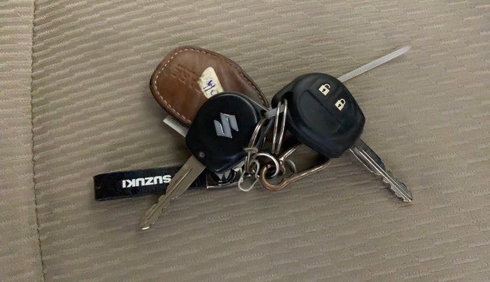 2020 Maruti Ciaz DELTA 1.5 SHVS MT PETROL, Petrol, Manual, 58,644 km, Key Close Up