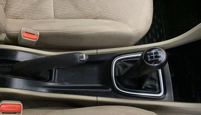 2020 Maruti Ciaz DELTA 1.5 SHVS MT PETROL, Petrol, Manual, 58,644 km, Gear Lever