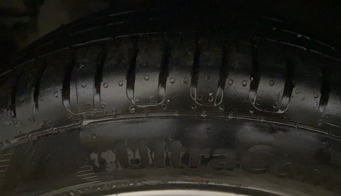 2020 Maruti Ciaz DELTA 1.5 SHVS MT PETROL, Petrol, Manual, 58,644 km, Left Front Tyre Tread