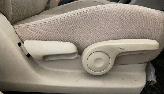 2020 Maruti Ciaz DELTA 1.5 SHVS MT PETROL, Petrol, Manual, 58,644 km, Driver Side Adjustment Panel