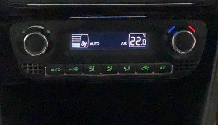 2018 Skoda Rapid STYLE 1.6 MPI AT, Petrol, Automatic, 22,085 km, Automatic Climate Control