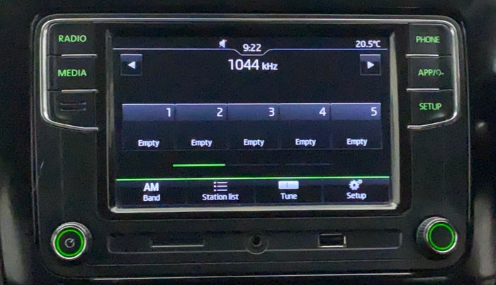 2018 Skoda Rapid STYLE 1.6 MPI AT, Petrol, Automatic, 22,085 km, Infotainment System