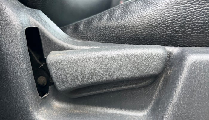 2015 Maruti Alto K10 VXI, Petrol, Manual, 72,904 km, Driver Side Adjustment Panel