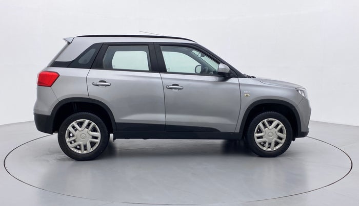 2016 Maruti Vitara Brezza VDI OPT, Diesel, Manual, Right Side View
