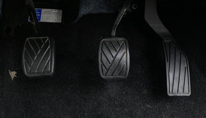2016 Maruti Vitara Brezza VDI OPT, Diesel, Manual, Pedals
