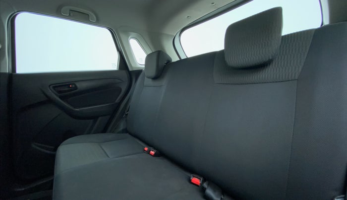 2016 Maruti Vitara Brezza VDI OPT, Diesel, Manual, Right Side Rear Door Cabin