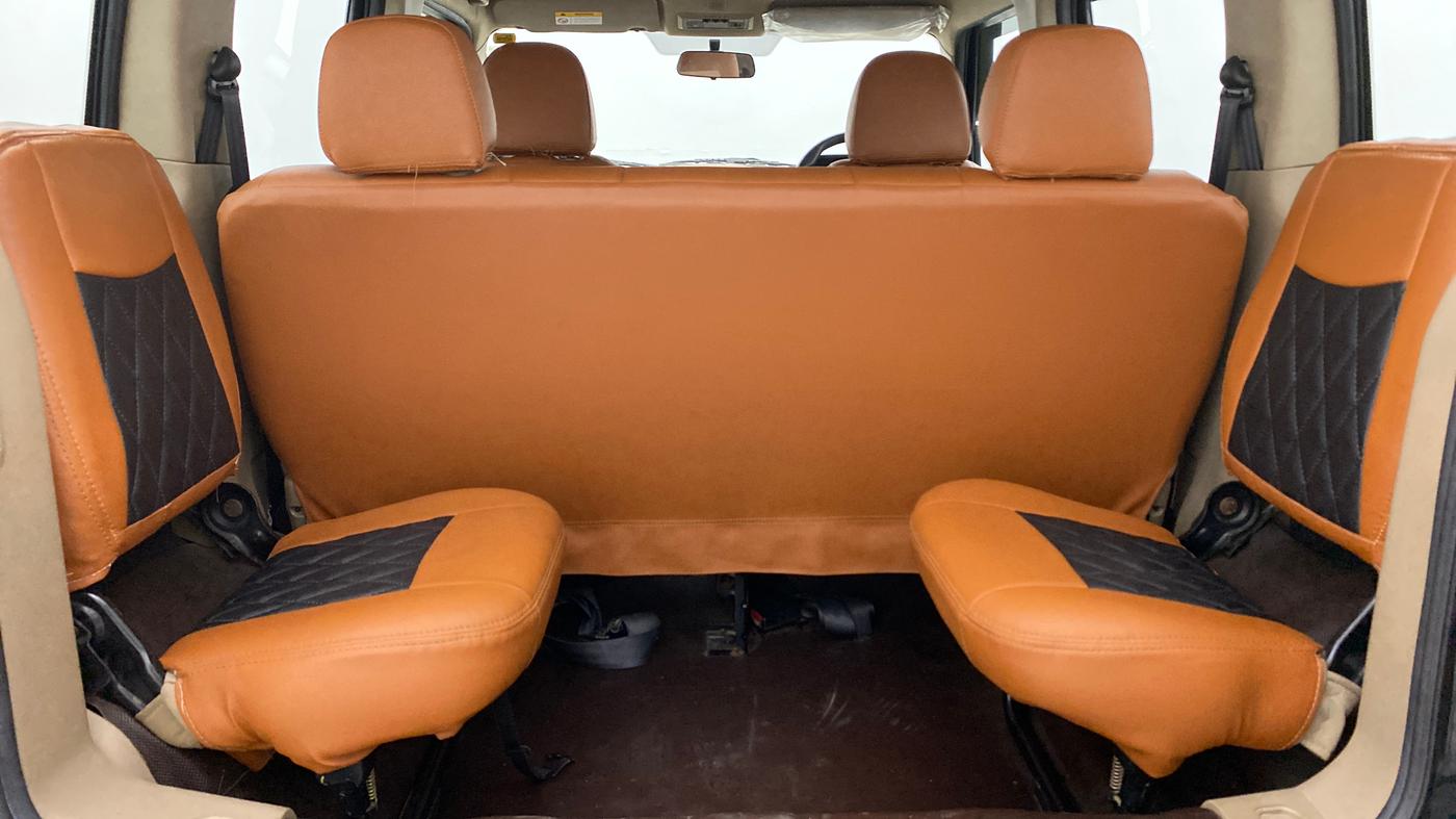 2019 Mahindra TUV300 T10, Diesel, Manual, 37,290 km, Third Seat Row ( optional )