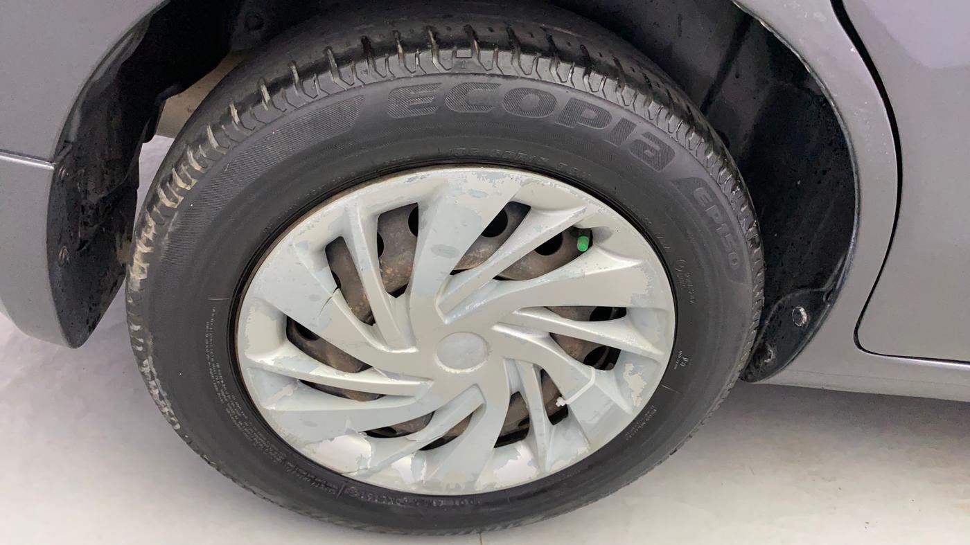 2016 Maruti Ertiga VDI SHVS, Diesel, Manual, 91,250 km, Right Rear Wheel