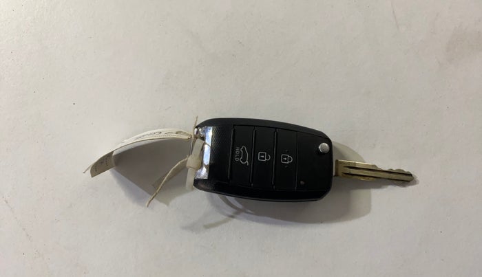 2021 KIA SELTOS HTE 1.5 DIESEL, Diesel, Manual, 31,442 km, Key Close Up