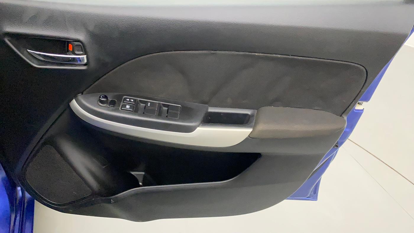 2017 Maruti Baleno DELTA PETROL 1.2, Petrol, Manual, 41,283 km, Driver Side Door Panels Control