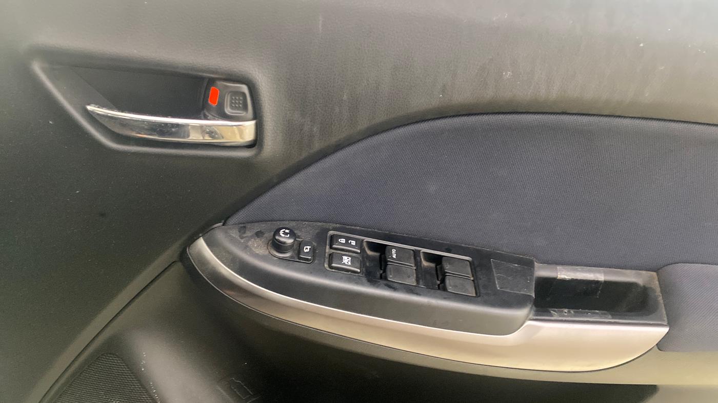 2019 Maruti Baleno DELTA PETROL 1.2, Petrol, Manual, 14,121 km, Driver Side Door Panels Control