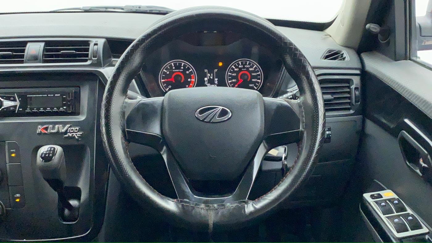 2018 Mahindra KUV 100 NXT K2 D 6S, Diesel, Manual, 66,014 km, Steering Wheel Close Up