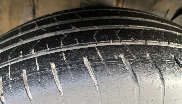 2022 Hyundai Creta S IMT 1.5 PETROL, Petrol, Manual, 51,203 km, Right Front Tyre Tread