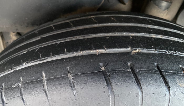 2022 Hyundai Creta S IMT 1.5 PETROL, Petrol, Manual, 51,203 km, Left Rear Tyre Tread