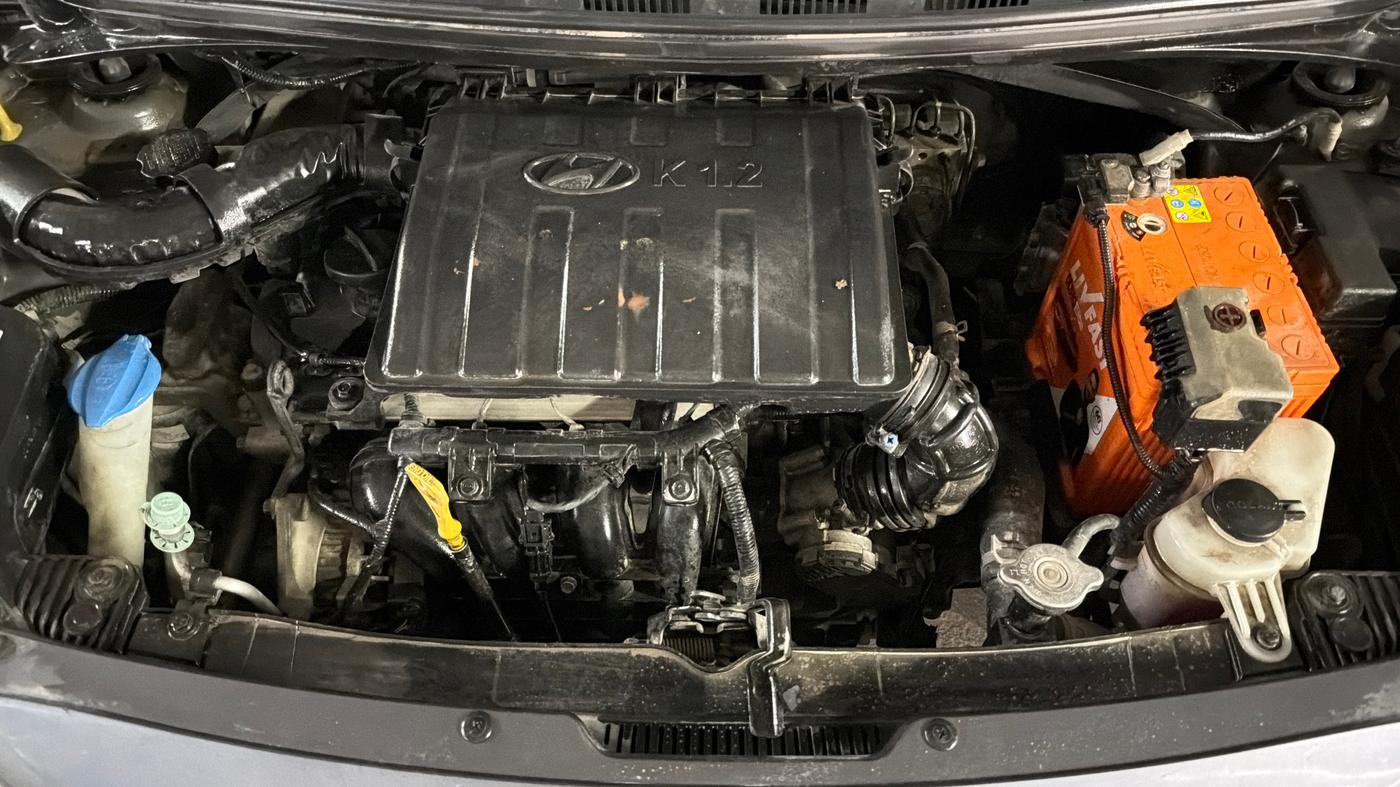 2018 Hyundai Grand i10 SPORTZ 1.2 KAPPA VTVT, Petrol, Manual, 62,704 km, Engine View