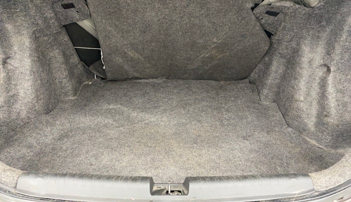 2014 Honda Amaze 1.2L I-VTEC S, Petrol, Manual, 53,943 km, Boot Inside