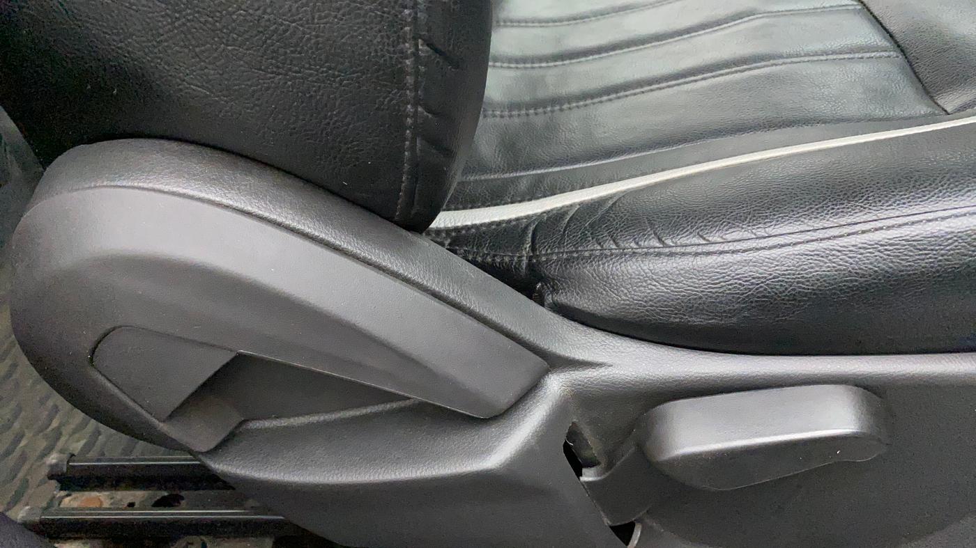 2018 Ford FREESTYLE TITANIUM 1.2 PETROL, Petrol, Manual, 49,824 km, Driver Side Adjustment Panel