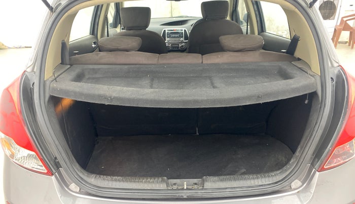 2014 Hyundai i20 SPORTZ 1.2, Petrol, Manual, 50,817 km, Boot Inside