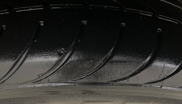 2014 Hyundai i20 SPORTZ 1.2, Petrol, Manual, 50,817 km, Right Rear Tyre Tread