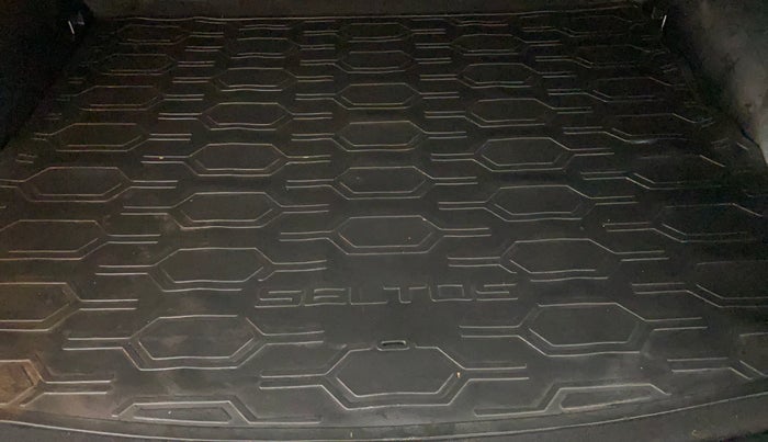 2020 KIA SELTOS HTK 1.5 PETROL, Petrol, Manual, 98,241 km, Boot Inside