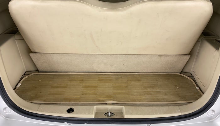 2013 Maruti Ertiga VXI, Petrol, Manual, 44,603 km, Boot Inside