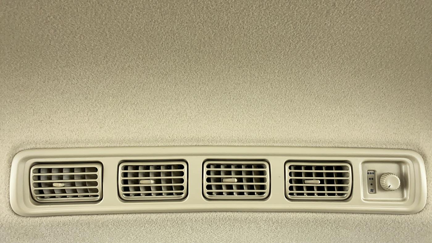 2013 Maruti Ertiga VXI, Petrol, Manual, 44,603 km, Rear AC Vents