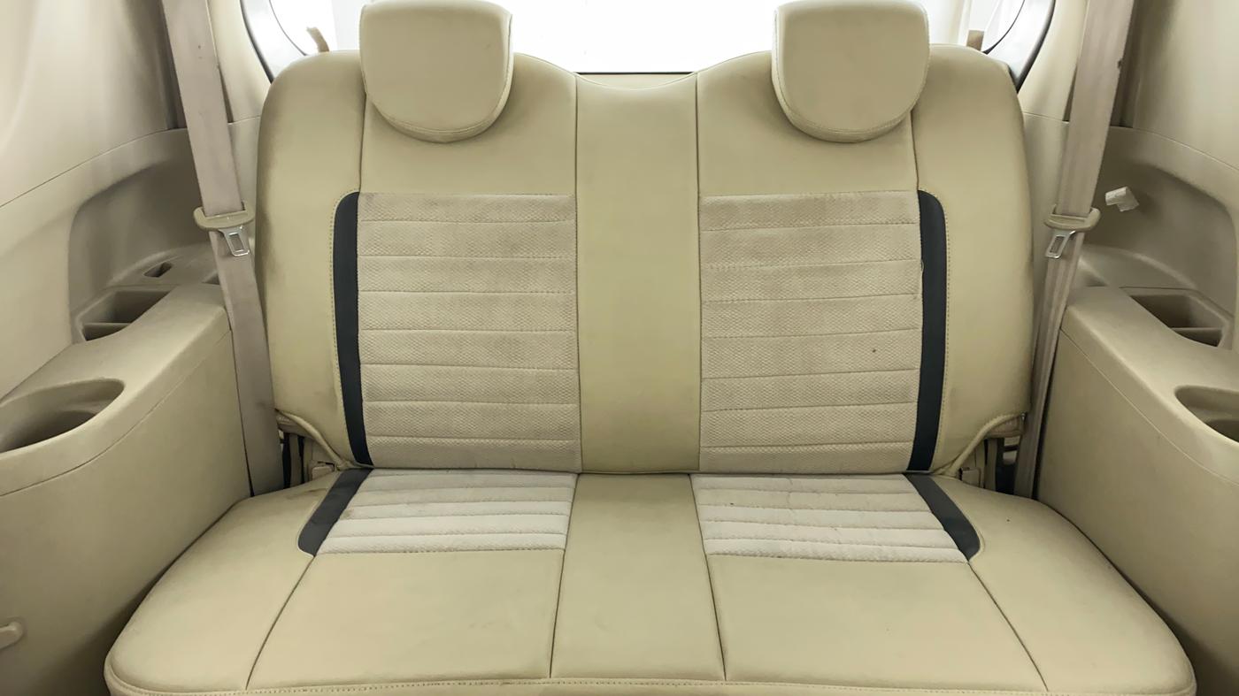 2013 Maruti Ertiga VXI, Petrol, Manual, 44,603 km, Third Seat Row ( optional )