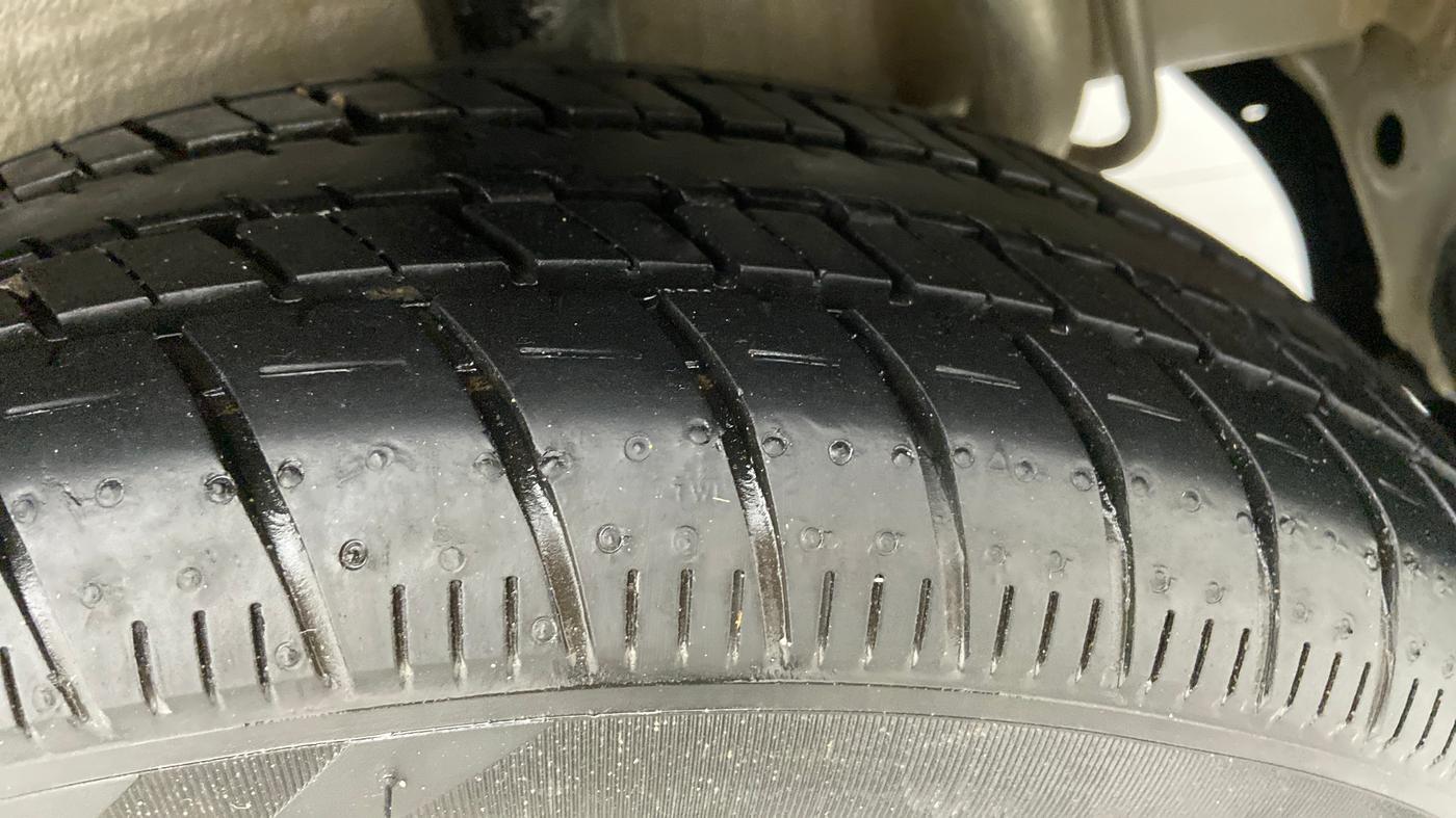 2019 Maruti Celerio VXI d, Petrol, Manual, 6,452 km, Left Rear Tyre Tread